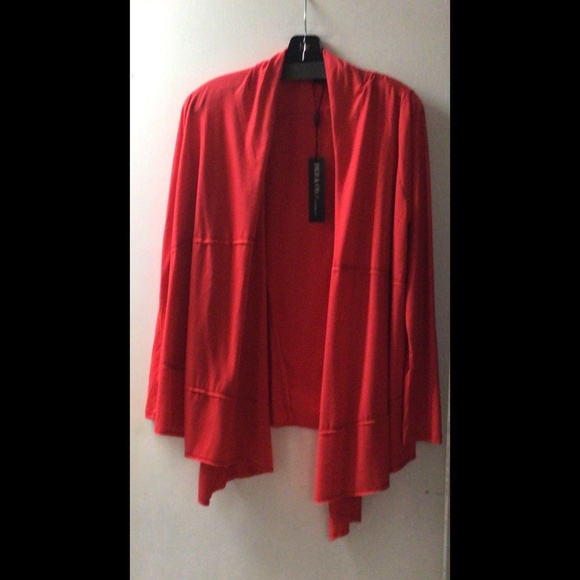 🌟 Open Shrug with Raw Edging - Picture 2 of 9